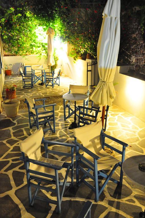 Margarita Hotel Kýthira Buitenkant foto